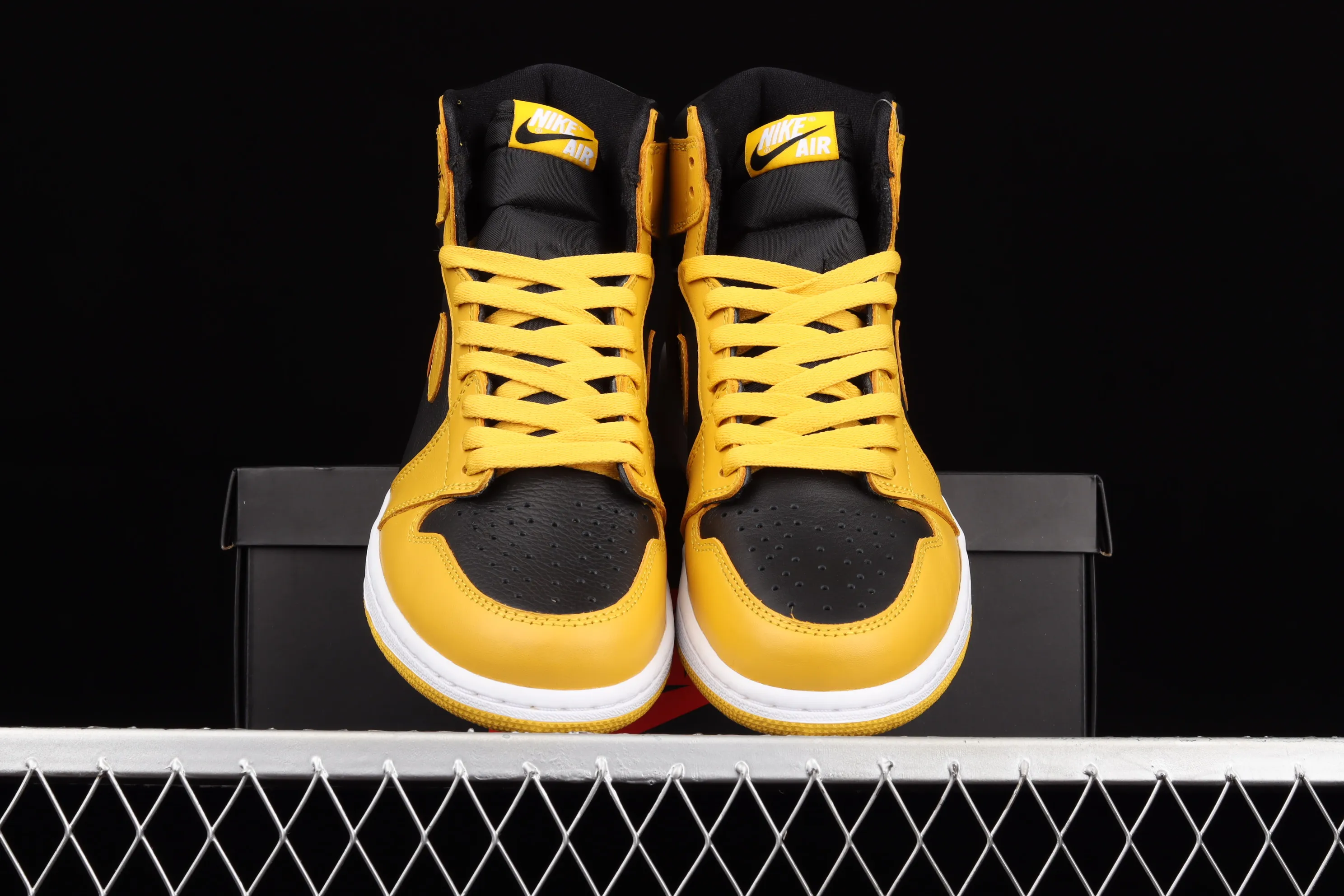 All categories Air Jordan Jordan series basketball shoes Air Jordan 1 High Air Jordan 1 High OG "Pollen" AJ1 Joe 1 new black and yellow 555088-701